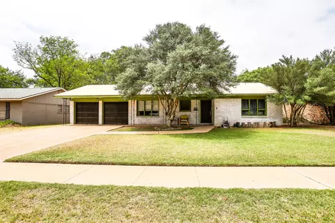3414 68th Dr, Lubbock, TX 79413