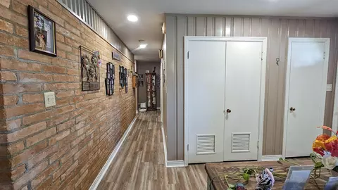Entry Way - 2701 W 11th St, Plainview, TX 79072 photo 2 of 3