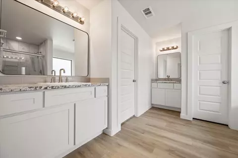 Entry Way - 6301 Viola Ave, Lubbock, TX 79407 photo 2 of 2
