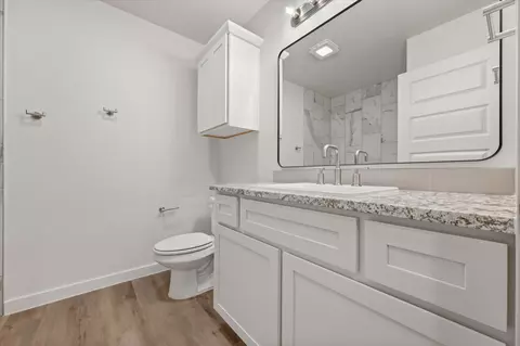 Bath - 6301 Viola Ave, Lubbock, TX 79407 photo 3 of 3