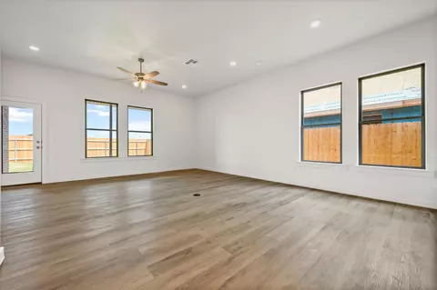 Living - 6301 Viola Ave, Lubbock, TX 79407 photo 1 of 3