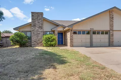 5221 84th St, Lubbock, TX 79424