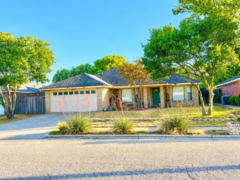 6036 73rd St, Lubbock, TX 79424