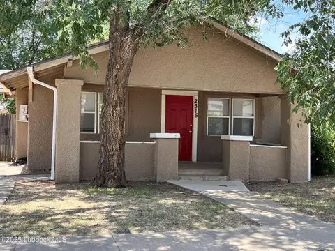 2315 15th St, Lubbock, TX 79401