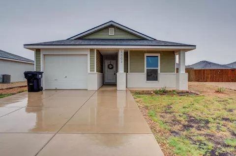 3003 Aberdeen Ave, Wolfforth, TX 79382