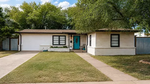 4022 38th St, Lubbock, TX 79413
