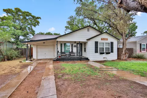 2604 39th St, Lubbock, TX 79413