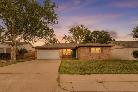 4216 51st St, Lubbock, TX 79413