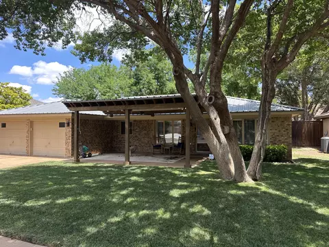 8207 Brentwood Ave, Lubbock, TX 79424