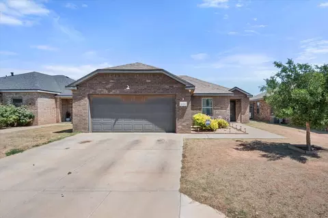 1424 Kingston St, Wolfforth, TX 79382
