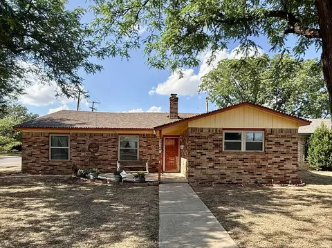 4520 54th St, Lubbock, TX 79414