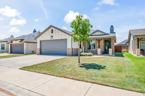 5911 Itasca St, Lubbock, TX 79416