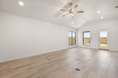 Living - 7113 14th St, Lubbock, TX 79416 photo 1 of 4