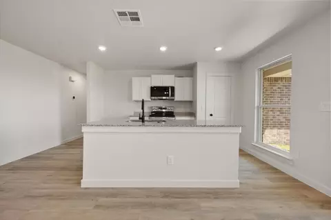 Kitchen - 5601 Smith St, Lubbock, TX 79416 photo 1 of 2