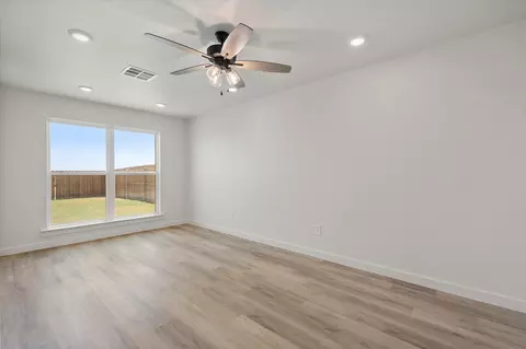 Living - 5601 Smith St, Lubbock, TX 79416 photo 2 of 4