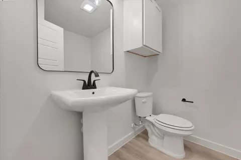 Bath - 5601 Smith St, Lubbock, TX 79416 photo 3 of 4