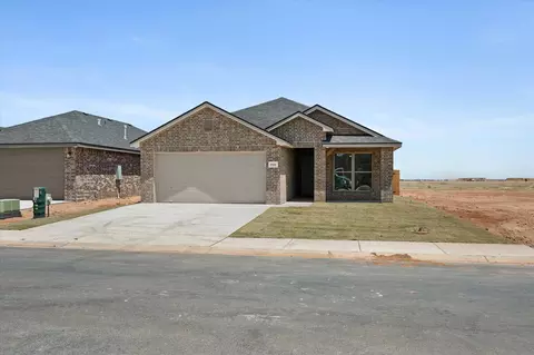2418 Bryan Ave, Wolfforth, TX 79382