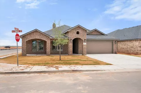 2902 Ranch Ave, Wolfforth, TX 79382