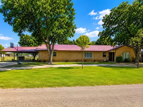 1927 128th St, Lubbock, TX 79423