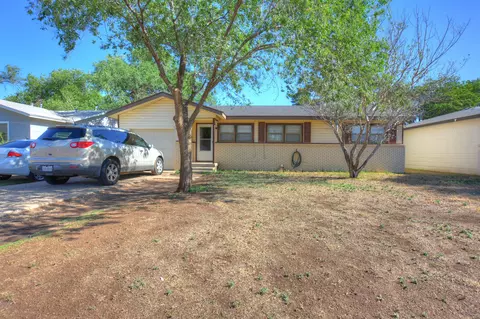 1606 42nd St, Lubbock, TX 79412