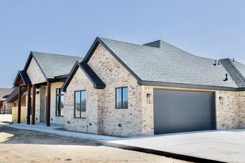 7211 W 12th St, Plainview, TX 79072 photo 3