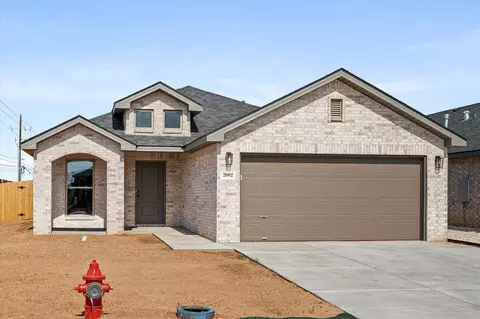 2002 Durham Ave, Wolfforth, TX 79382