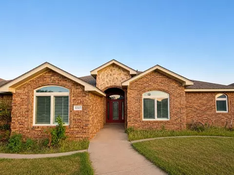 6207 75th Pl, Lubbock, TX 79424