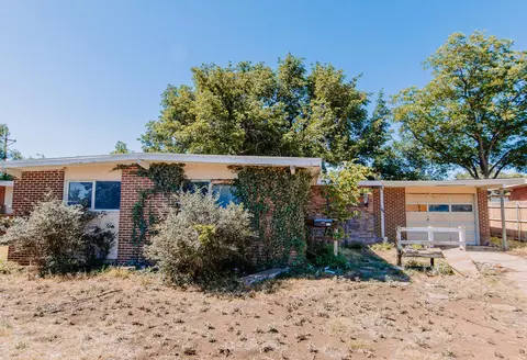 2315 49th St, Lubbock, TX 79412