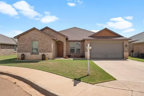 306 Hampshire Ave, Wolfforth, TX 79382