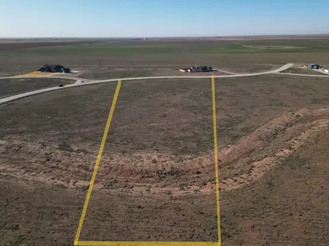 3528 Quail Hollow Rd, Ropesville, TX 79358