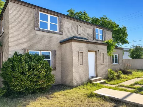 1708 18th St, Lubbock, TX 79401