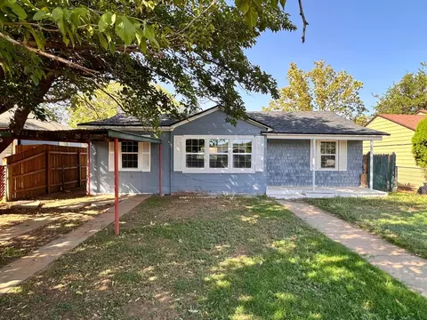 3206 1st Pl, Lubbock, TX 79415