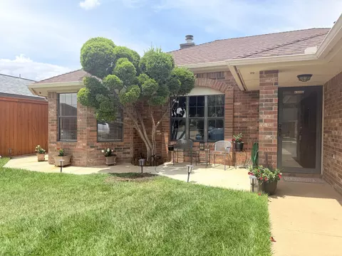 2214 95th St, Lubbock, TX 79423
