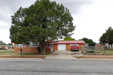 122 W 16th St, Muleshoe, TX 79347