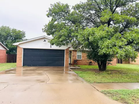 5520 Harvard St, Lubbock, TX 79416