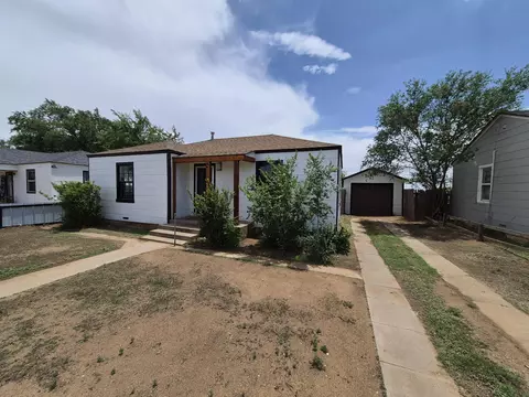 1618 9th St, Levelland, TX 79336