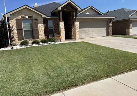 7044 95th St, Lubbock, TX 79424