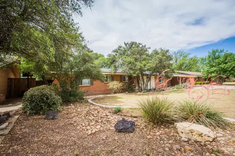2313 58th St, Lubbock, TX 79412