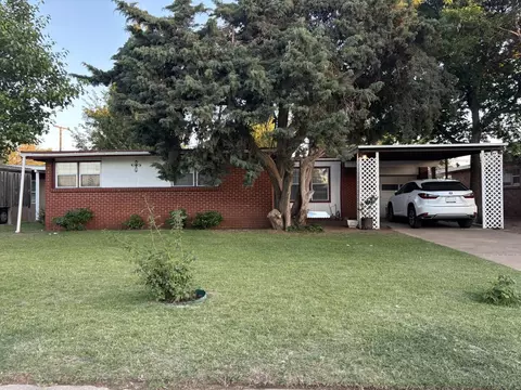 2313 47th St, Lubbock, TX 79412