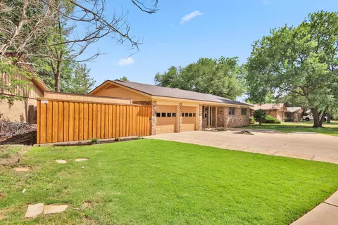 3407 68th Dr, Lubbock, TX 79413