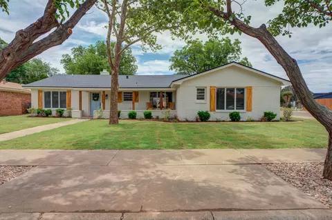 2627 74th Pl, Lubbock, TX 79423