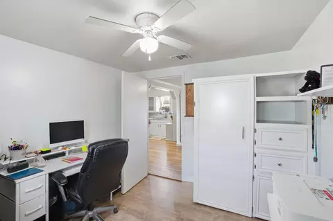 2104 W 26th St, Plainview, TX 79072 photo 15