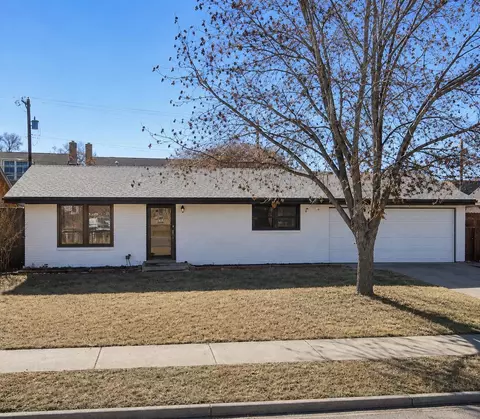5229 9th St, Lubbock, TX 79416