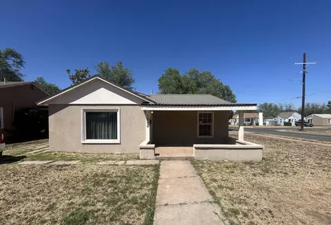 2402 26th St, Lubbock, TX 79411