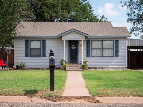 810 W 14th St, Post, TX 79356