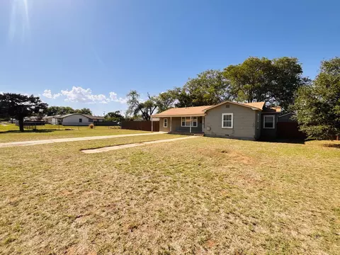 4702 40th St, Lubbock, TX 79414