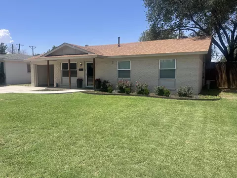 5218 45th St, Lubbock, TX 79414