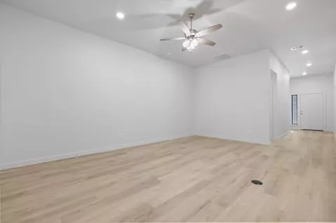 Living - 12003 Ironton Ave, Lubbock, TX 79424 photo 4 of 5