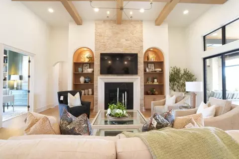 Living - 4101 149th St, Lubbock, TX 79423 photo 3 of 4