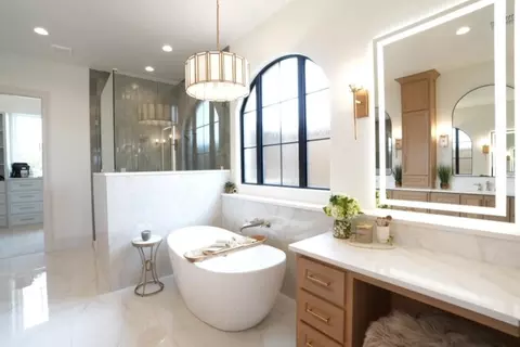 Bath - 4101 149th St, Lubbock, TX 79423 photo 7 of 10